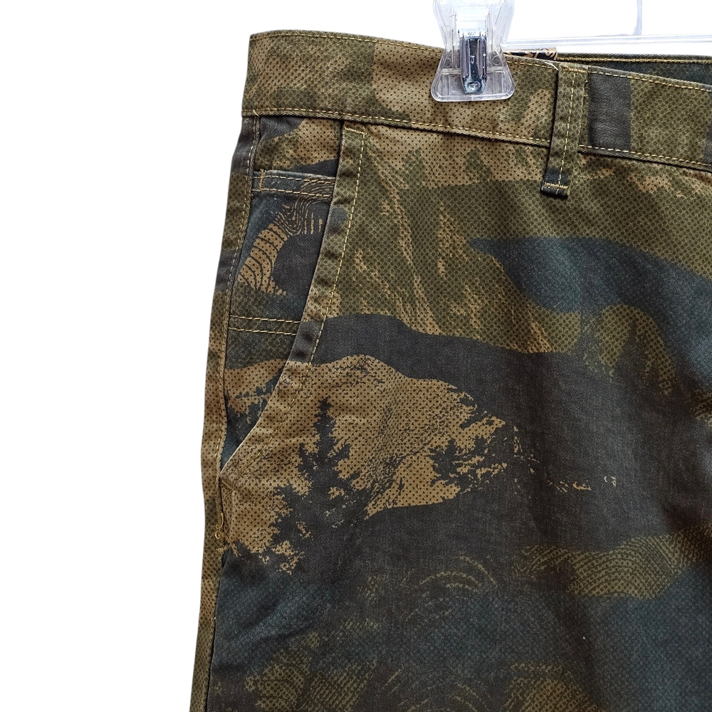 VANS Authentic Chino Pants Size 40 Unique Woodsy Camo Pattern Relaxed Fit NWT - Picture 3 of 13